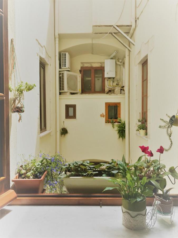 Jacaranda Bed & Breakfast Cagliari Exterior photo