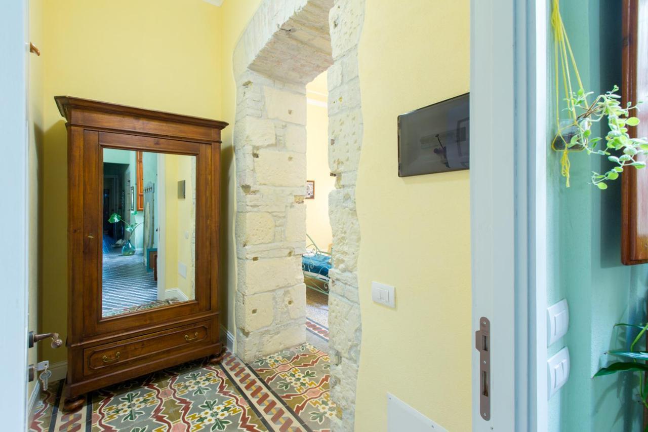 Jacaranda Bed & Breakfast Cagliari Exterior photo